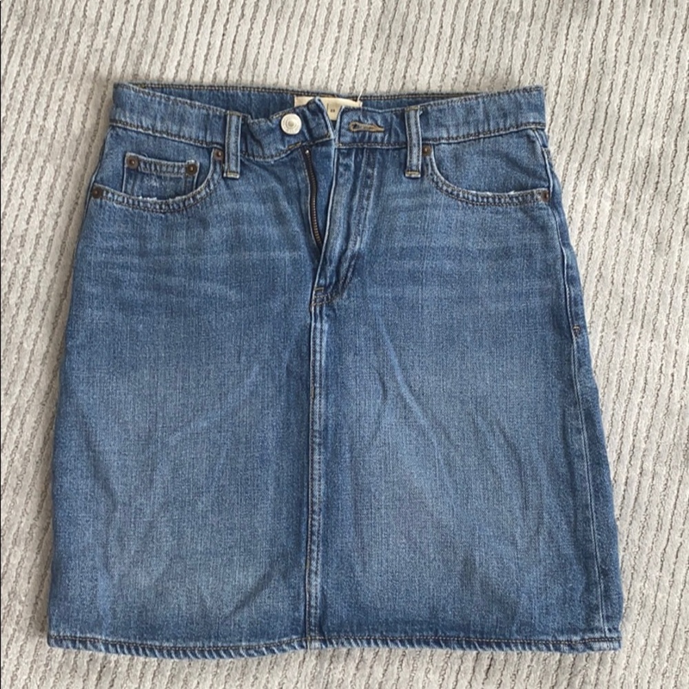 Gap women’s jean skirt